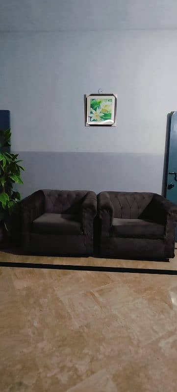 5 seater sofa 0