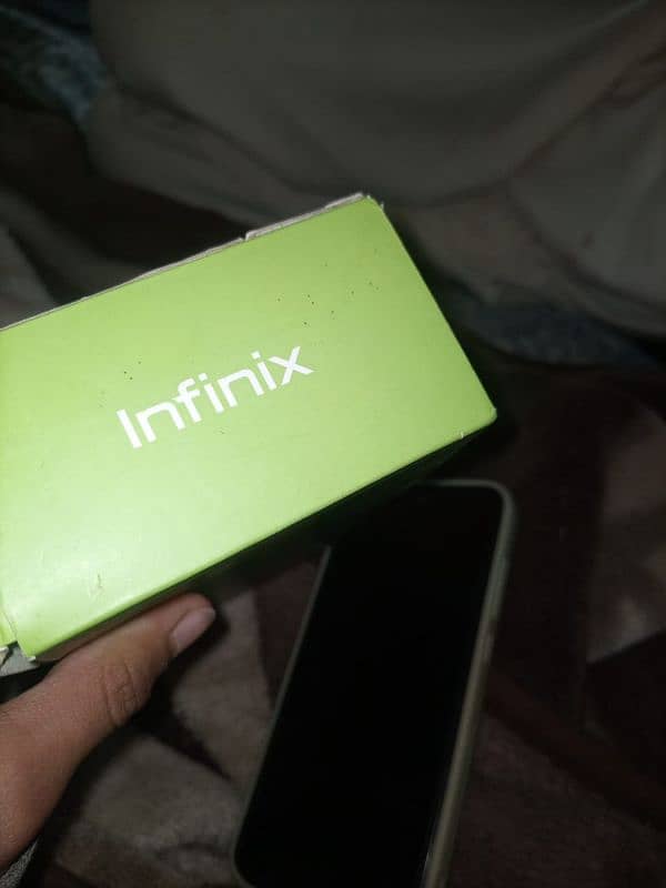 infinix smart hd good condition with box memory 2 32 0