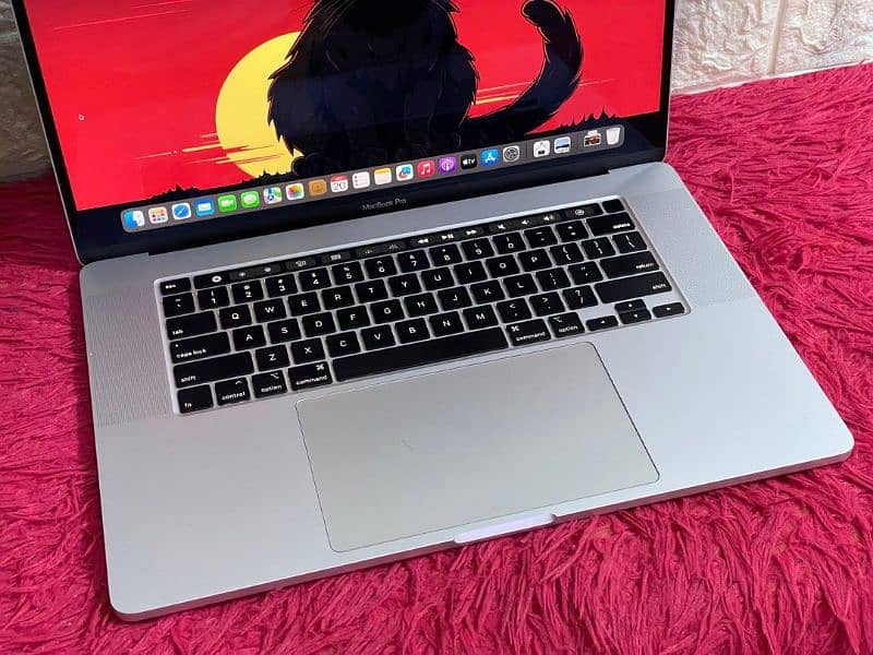 i9/32Gb/1Tb Macbook Pro 2018 15inch 2