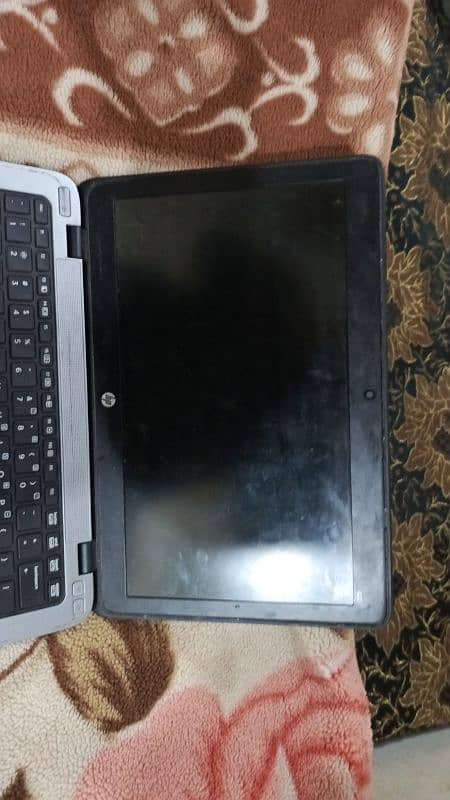 HP 820 i7 4th generation 3