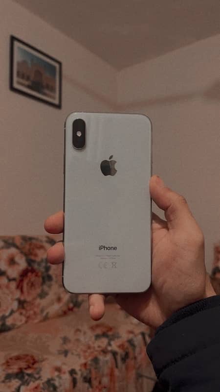 iPhone XS 3