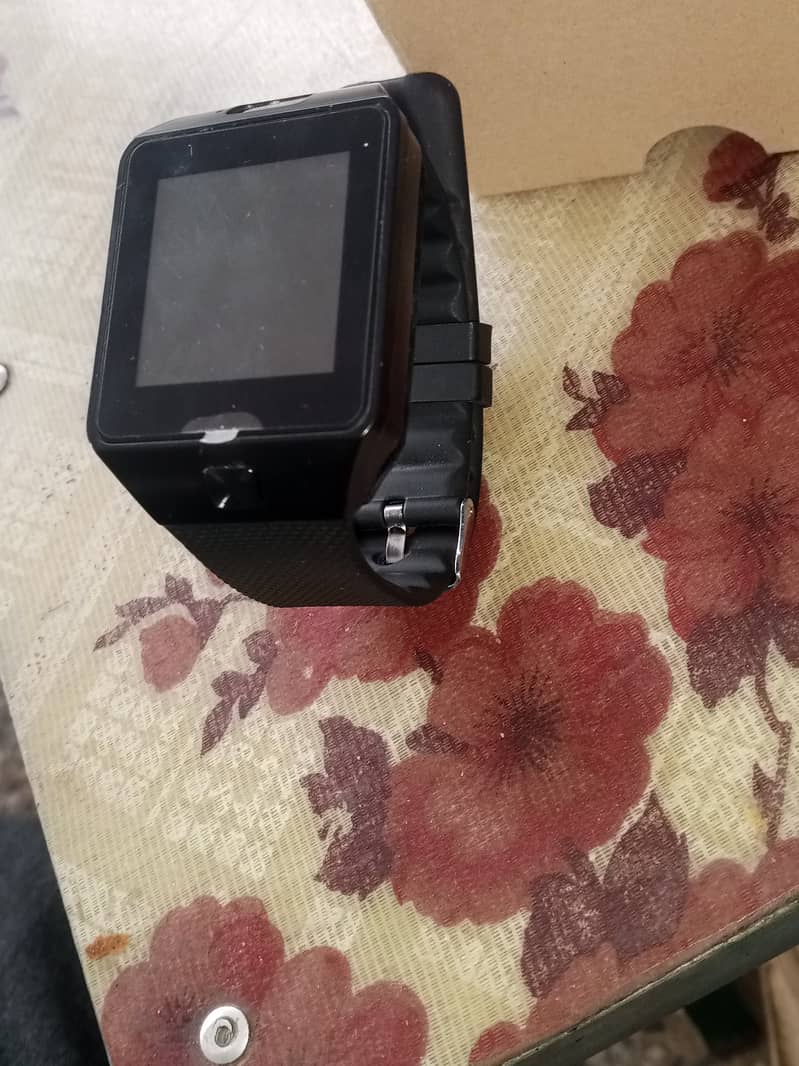 DZO9 smart watch imported from england 2