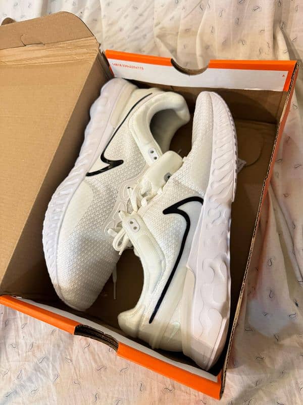 nike shoes 100% original react miler 3 0