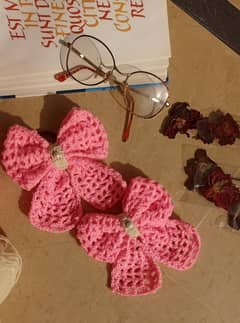 crochet bow,hair clip,hair tie