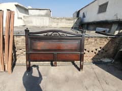 Double Bed ( No Mattress & Iron Stand for Sale