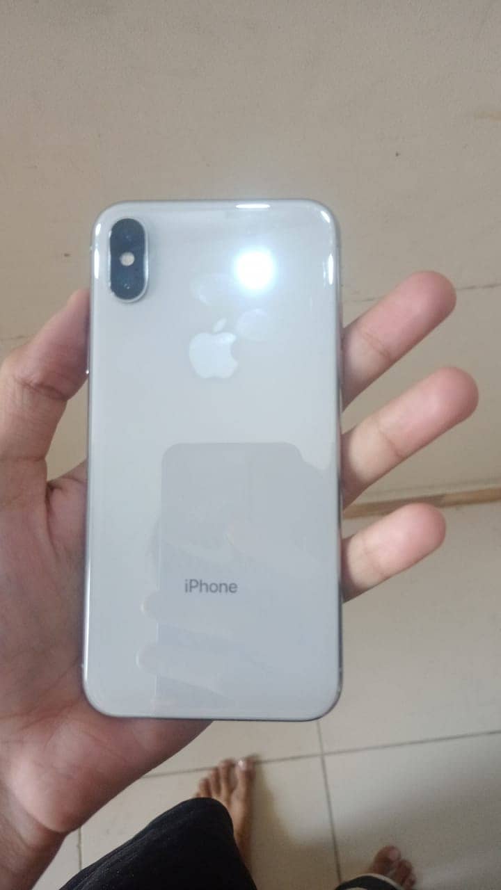 Apple iPhone X 3