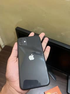 iphone 11 64gb factory unlocked 72% battery health