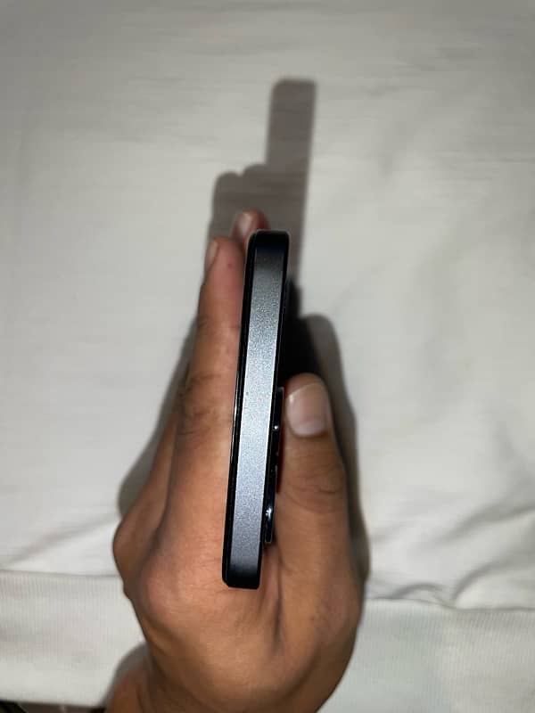 Realme C51 4/64 Scratchless 2