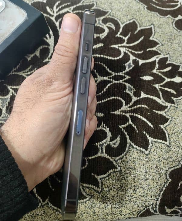 Iphone 13 pro 128gb non pta waterpack complete box 5