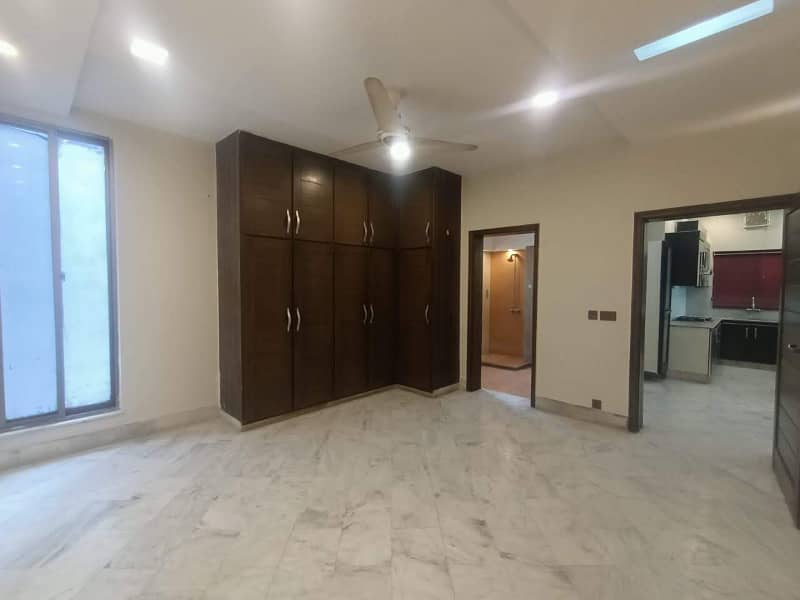 13 Marla Upper Portion For Rent In DHA Phase 6 Near Tim Hortons And KFC 8