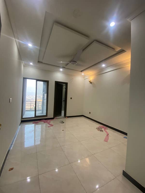 Apartment available for rent 2 bedroom unfurnished in madina tower 3