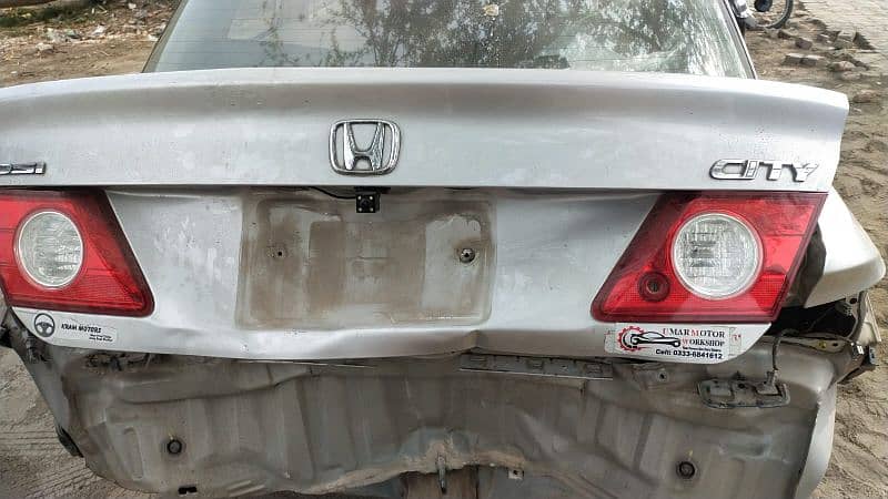 Honda City 2006 all body parts 03234196412. whtsapp 6