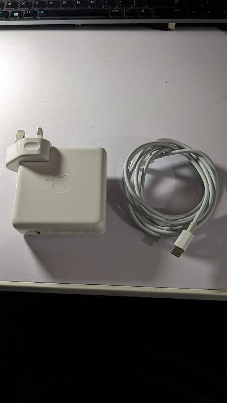 96 watt type c MacBook original charger 1