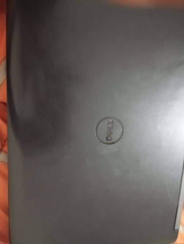 Selling laptop 1