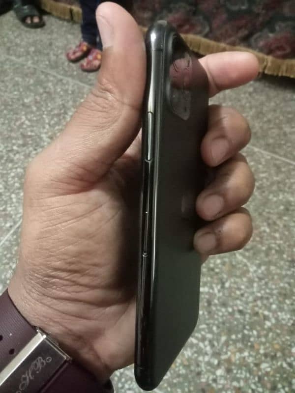 iphone 11pro pta approved for sell 5