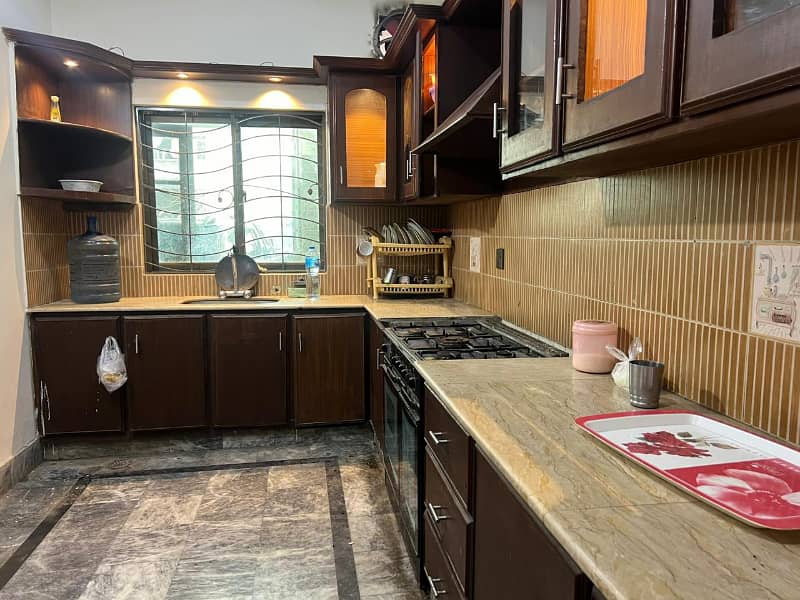 8 Marla House for SALE in Revenue Society Johar Town 10