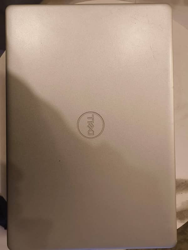 Dell Inspiron 3501 2