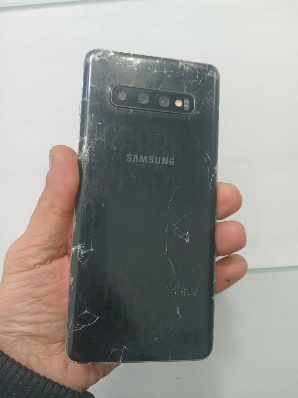 Samsung s10 plus 1