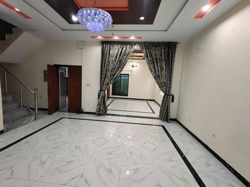 8 Marla Lower Portion For Rent in High Court Phase 2 0