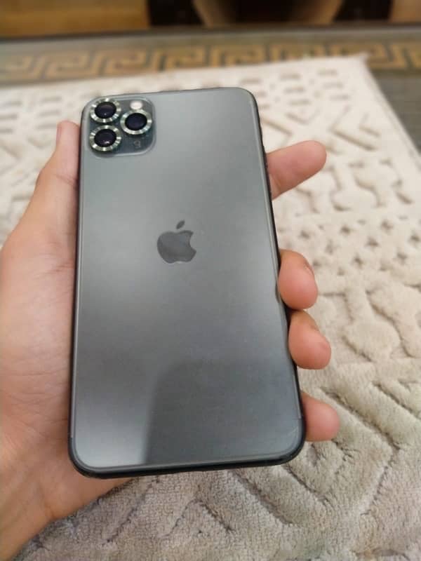 iPhone 11 pro max for sale in good condition 12