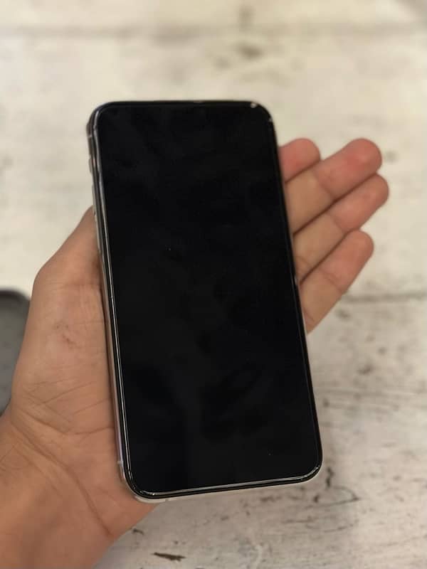 IPHONE 11 PRO PTA APPROVED 6