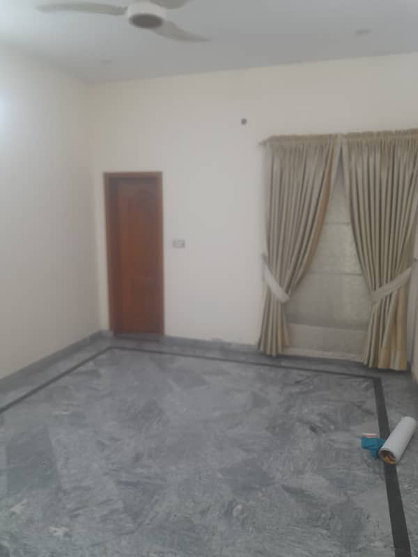 10 marla furnished upper portion for rent with car grauge 5