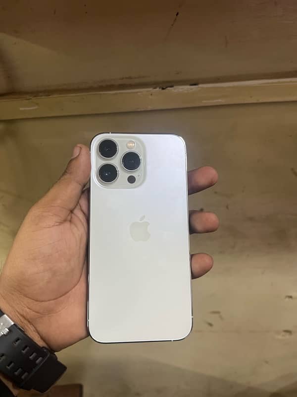 Iphone 13 pro 256gb approved 3