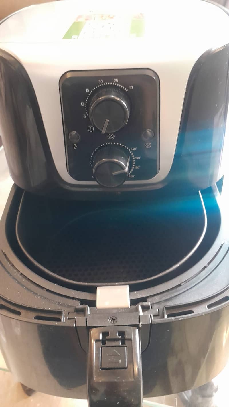 Dawlance Air Fryer 1