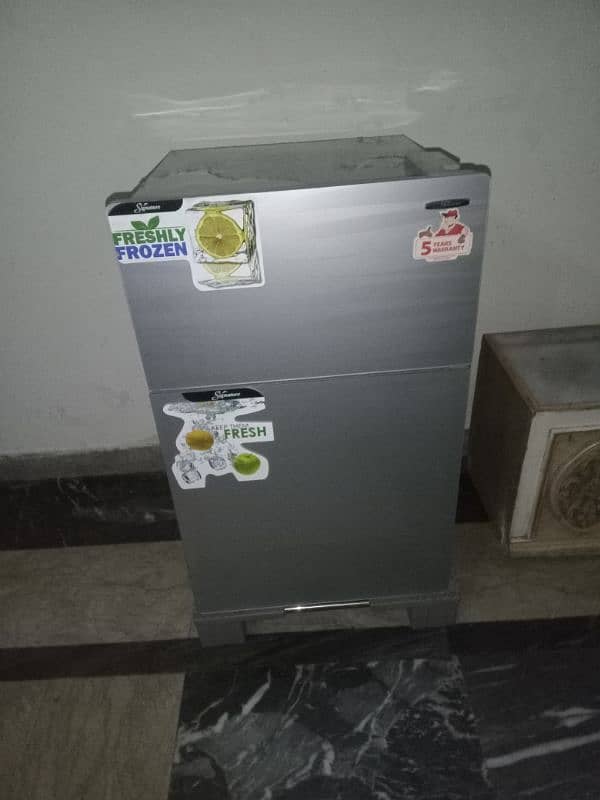 Signature Fridge just 1 month used 0