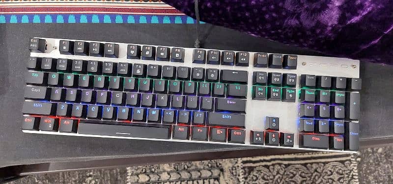 Gaming keyboard and mouse 1