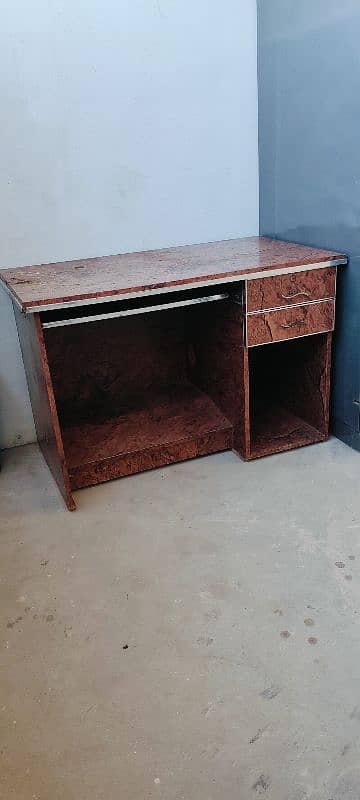 Computer Table For Sale 2