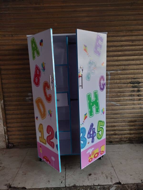 cupboard / Almari / wardrobe /  0316,5004723 2