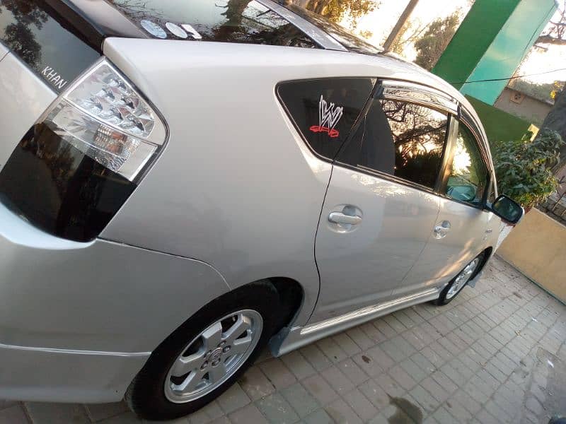 Toyota Prius 2010 4