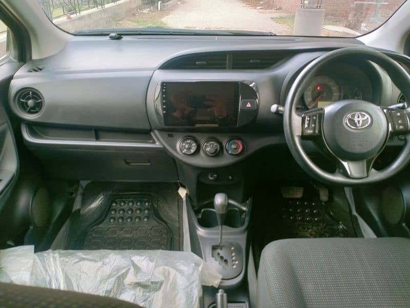 Toyota Vitz 2019 7