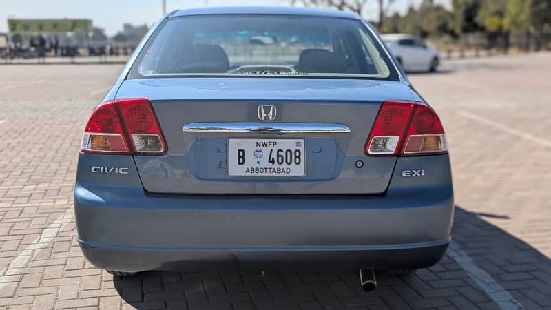 Honda Civic EXi 2004 2