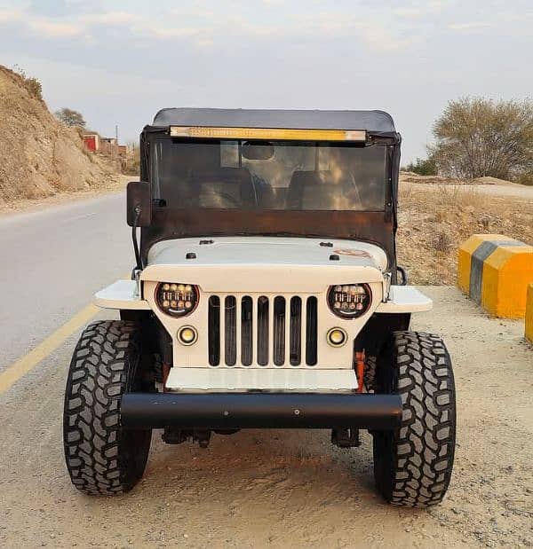 Jeep Cheroke 1954 0