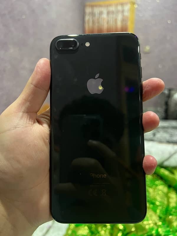 IPhone 8 Plus 4