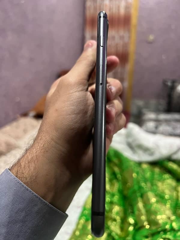 IPhone 8 Plus 9