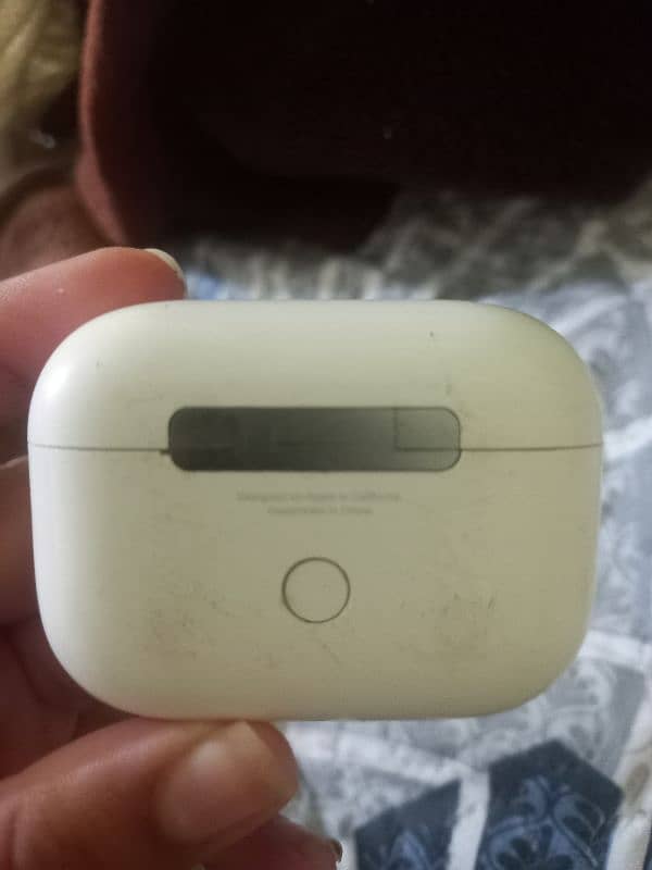 original Apple Pro ki  dibbi 1