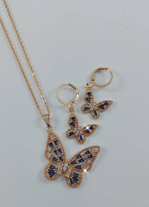 Beautiful 1 carat pendant set 6