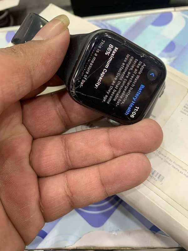 Apple watch series 4 44mm 2