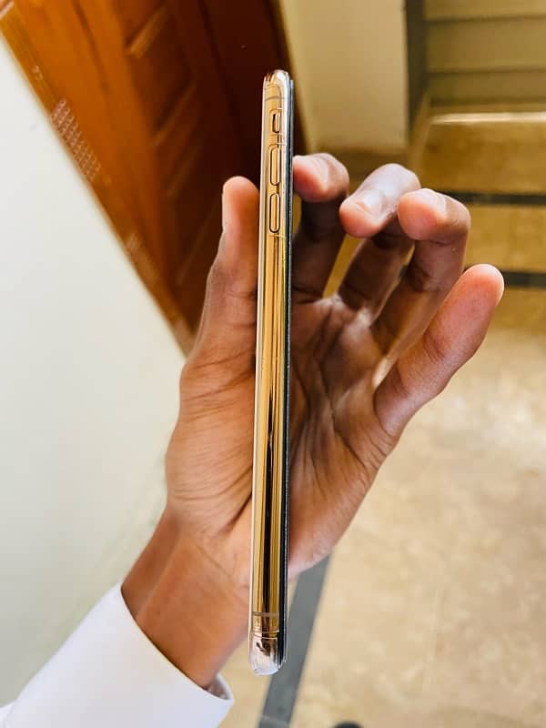 iPhone Xs Max 256gb Factory Unlock Battery Helath 81 3