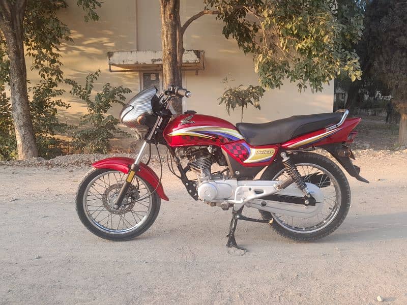 Honda Deluxe 2014 Brand new condition 8