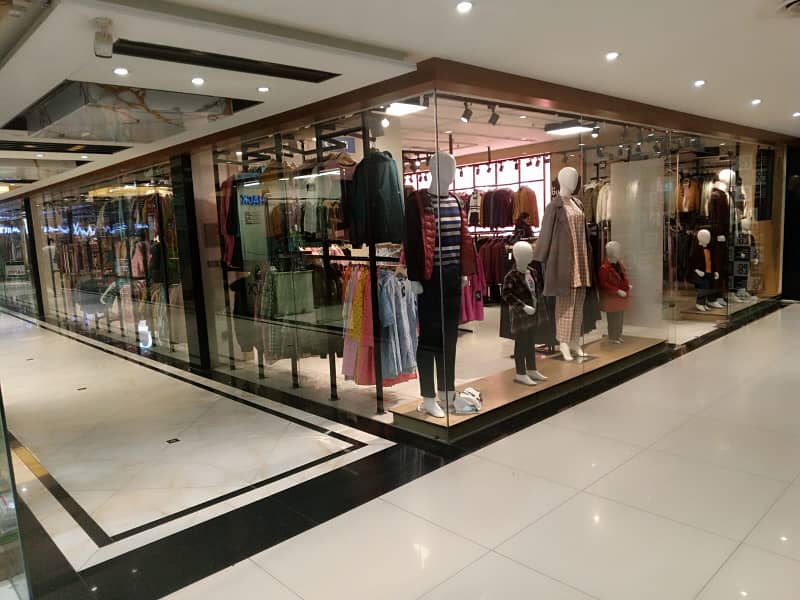 Commercial Shop For Sale In Bahria Town Lahore At Prime Location On Investor Rate 19