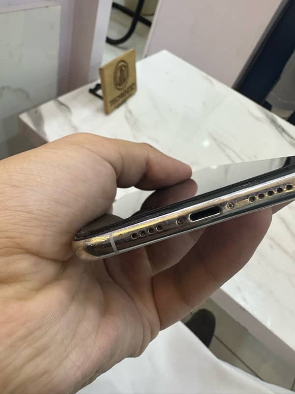 iPhone xsmax non pta 64 gb 5