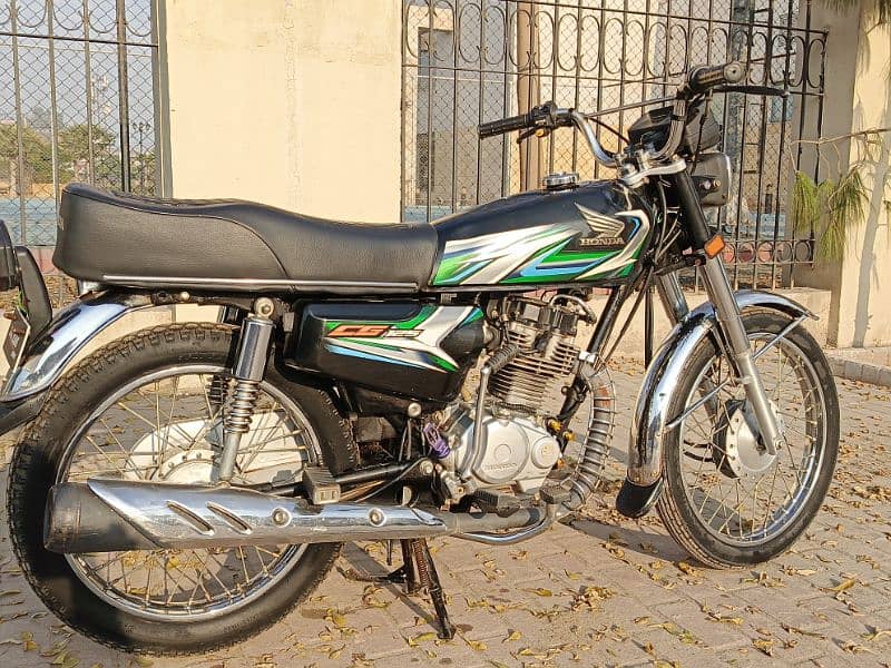 Honda 125 Genuine All Ok Perfect Bike for Sale 5