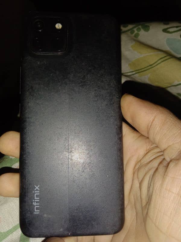 Infinix smart 6 hd 2/32 0