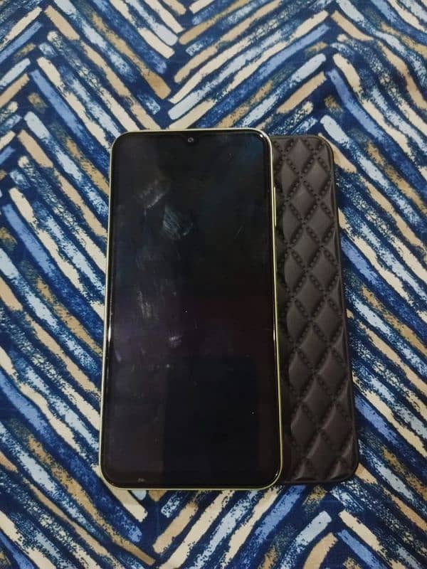 I am selling my Samsung Galaxy A25 5G 6 months used in mind condition 1