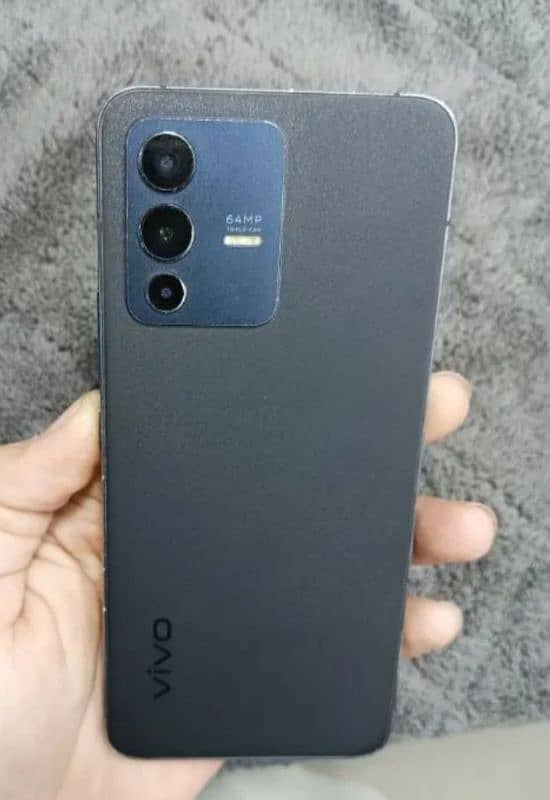 vivo v 23 5g  20gb/256gb 0