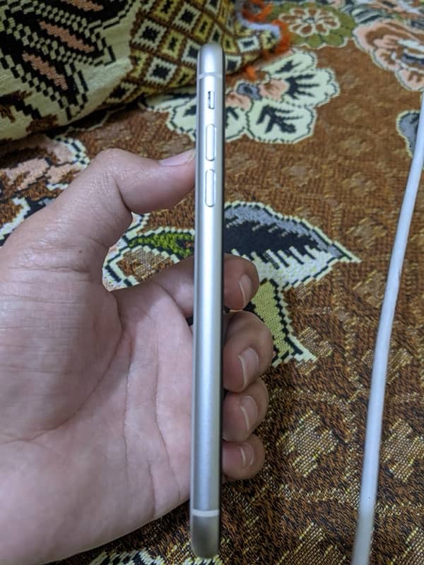 iphone 11 with box pta approved 4